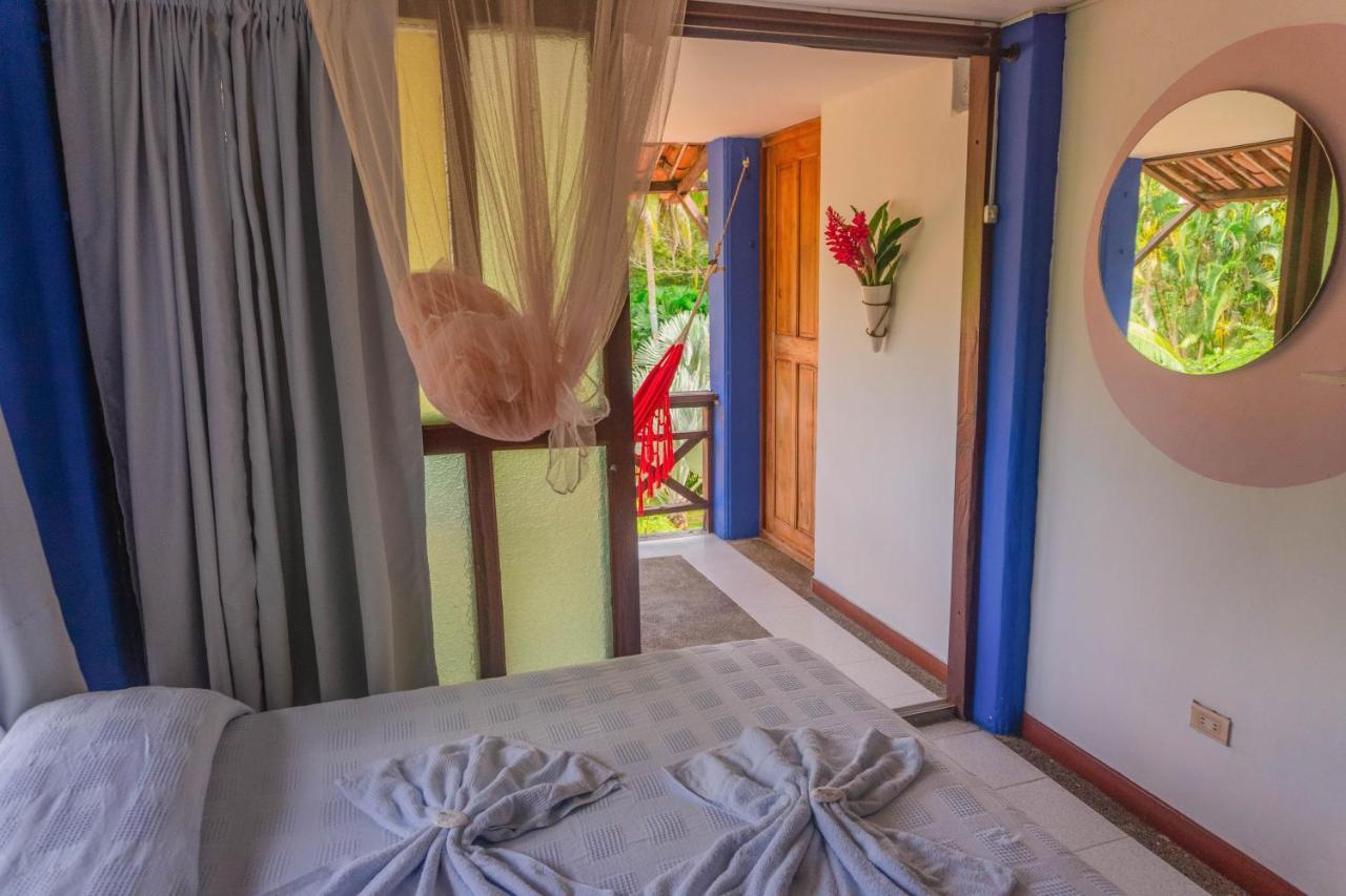 ホテル Los Robles Capurganá エクステリア 写真