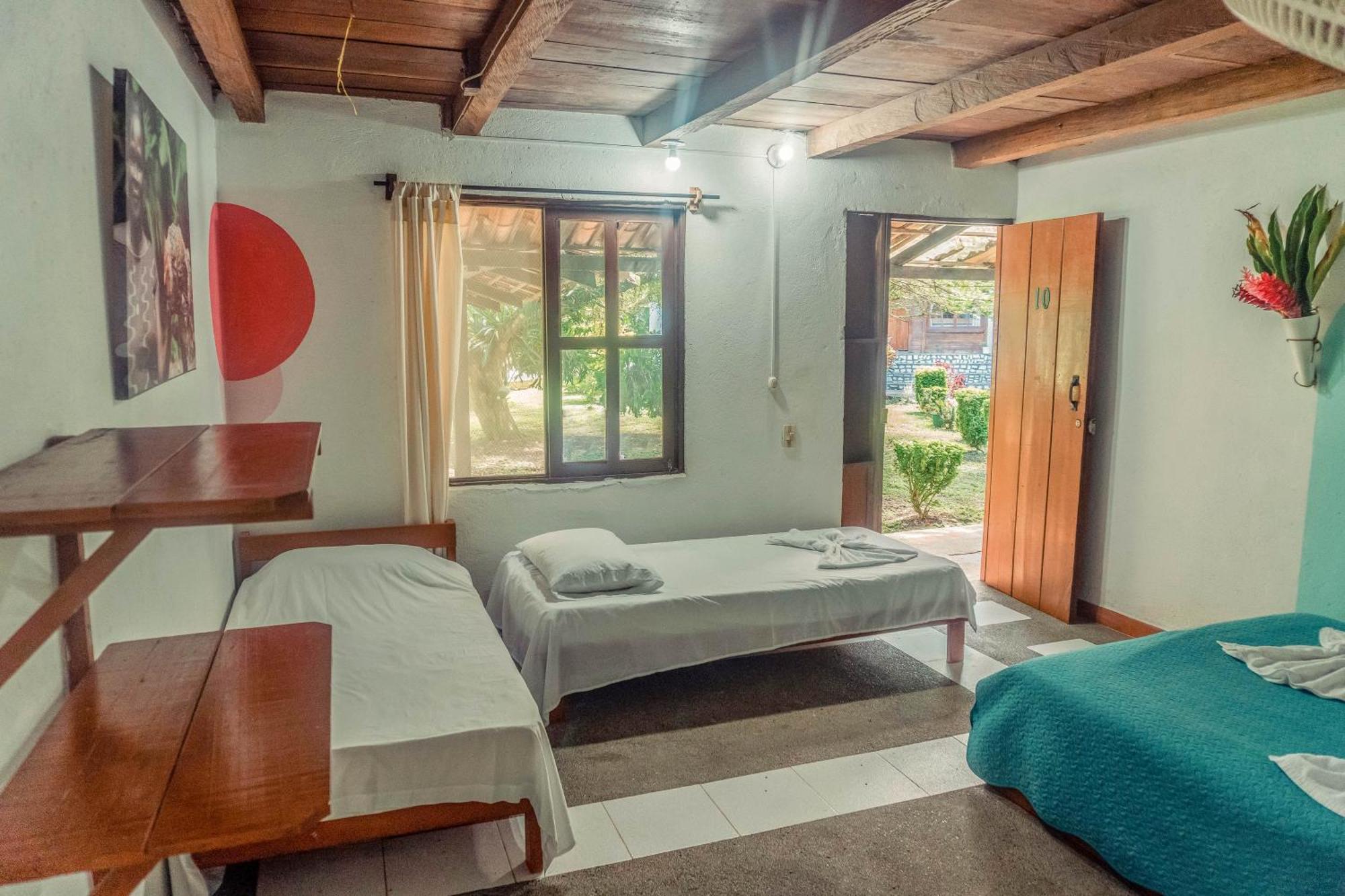 ホテル Los Robles Capurganá 部屋 写真