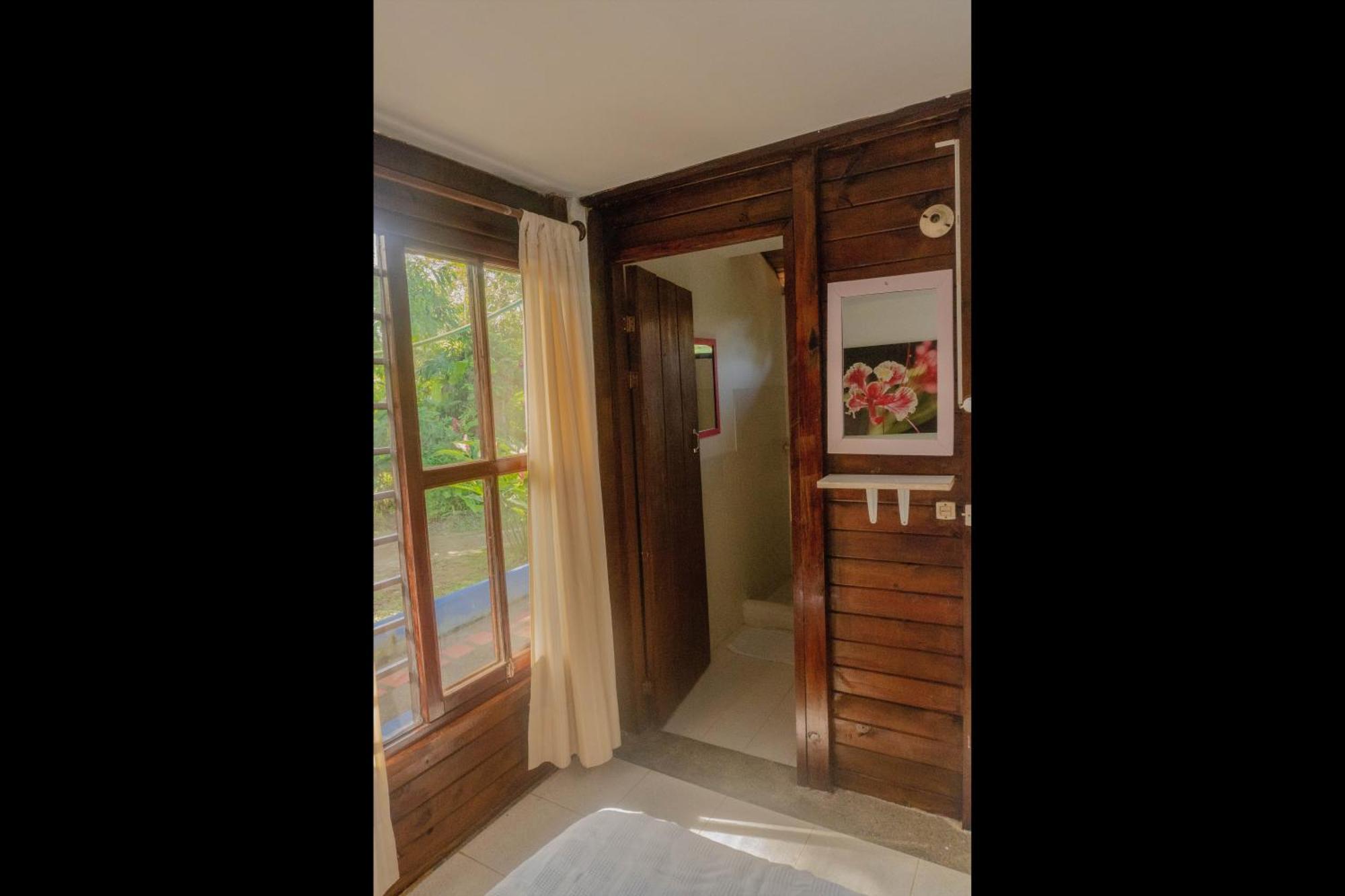 ホテル Los Robles Capurganá 部屋 写真